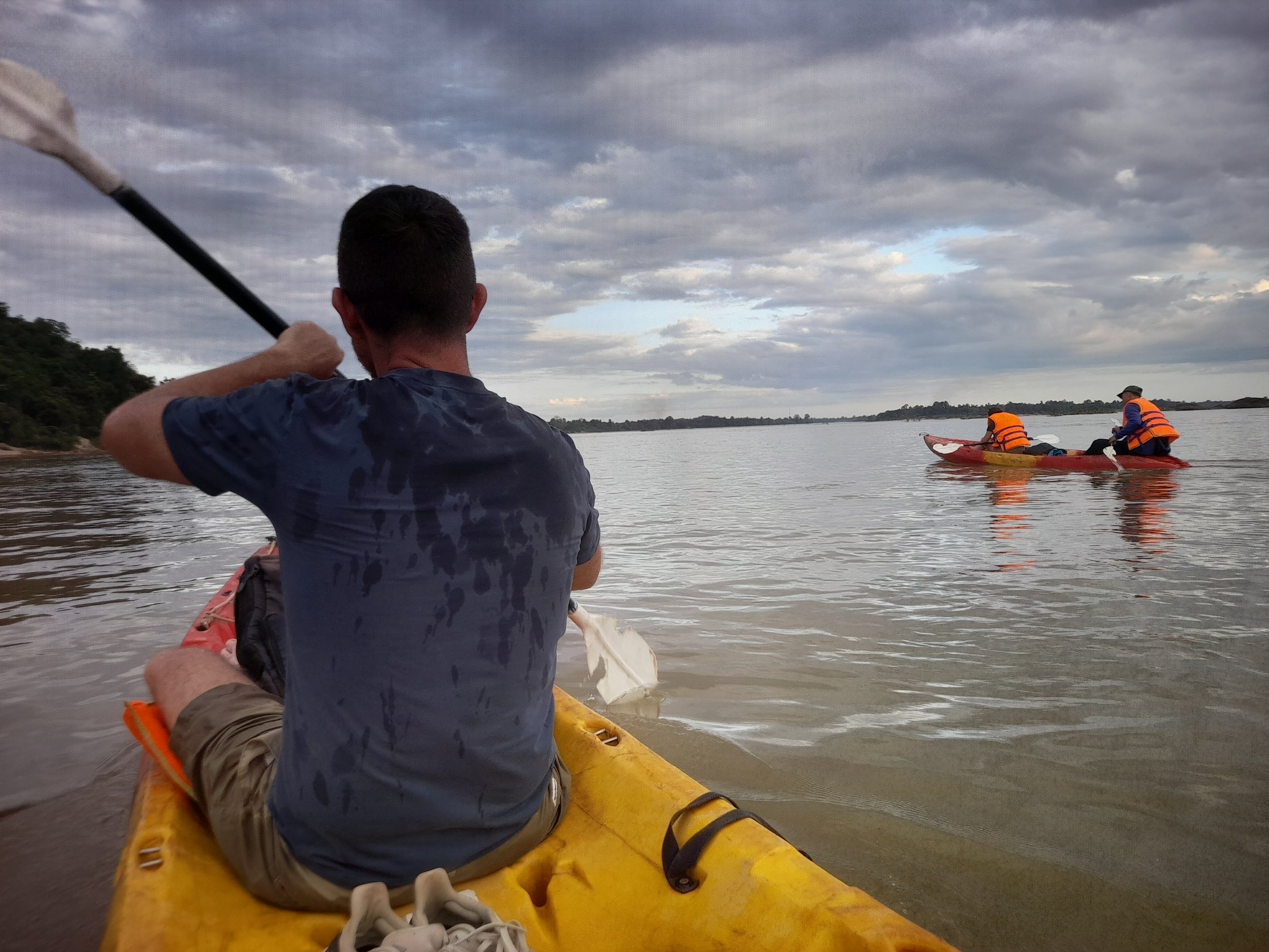 DONDET KAYAKING MEKONG Waterfa