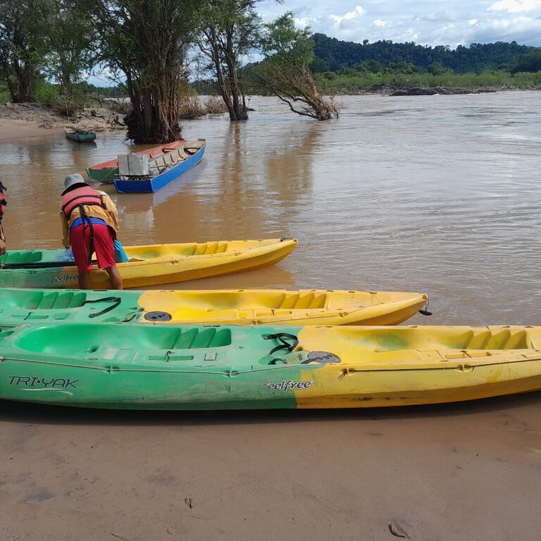 DONDET KAYAKING MEKONG Waterfa