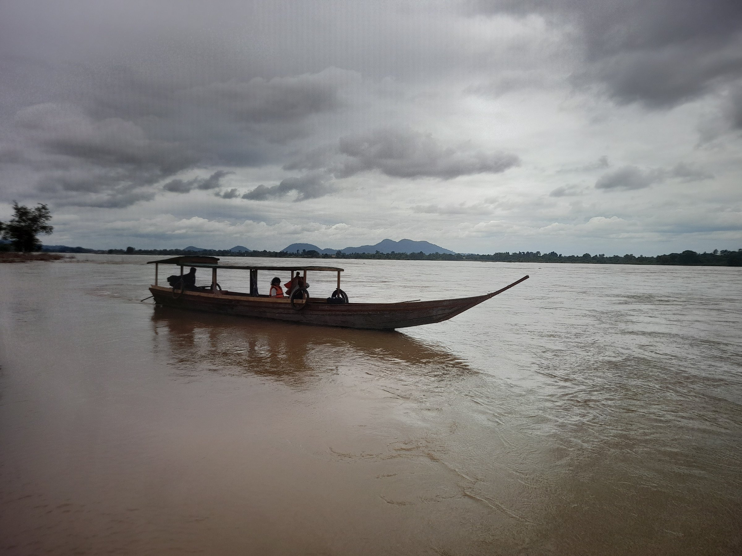 Charter Boat DonKhong Donkhone