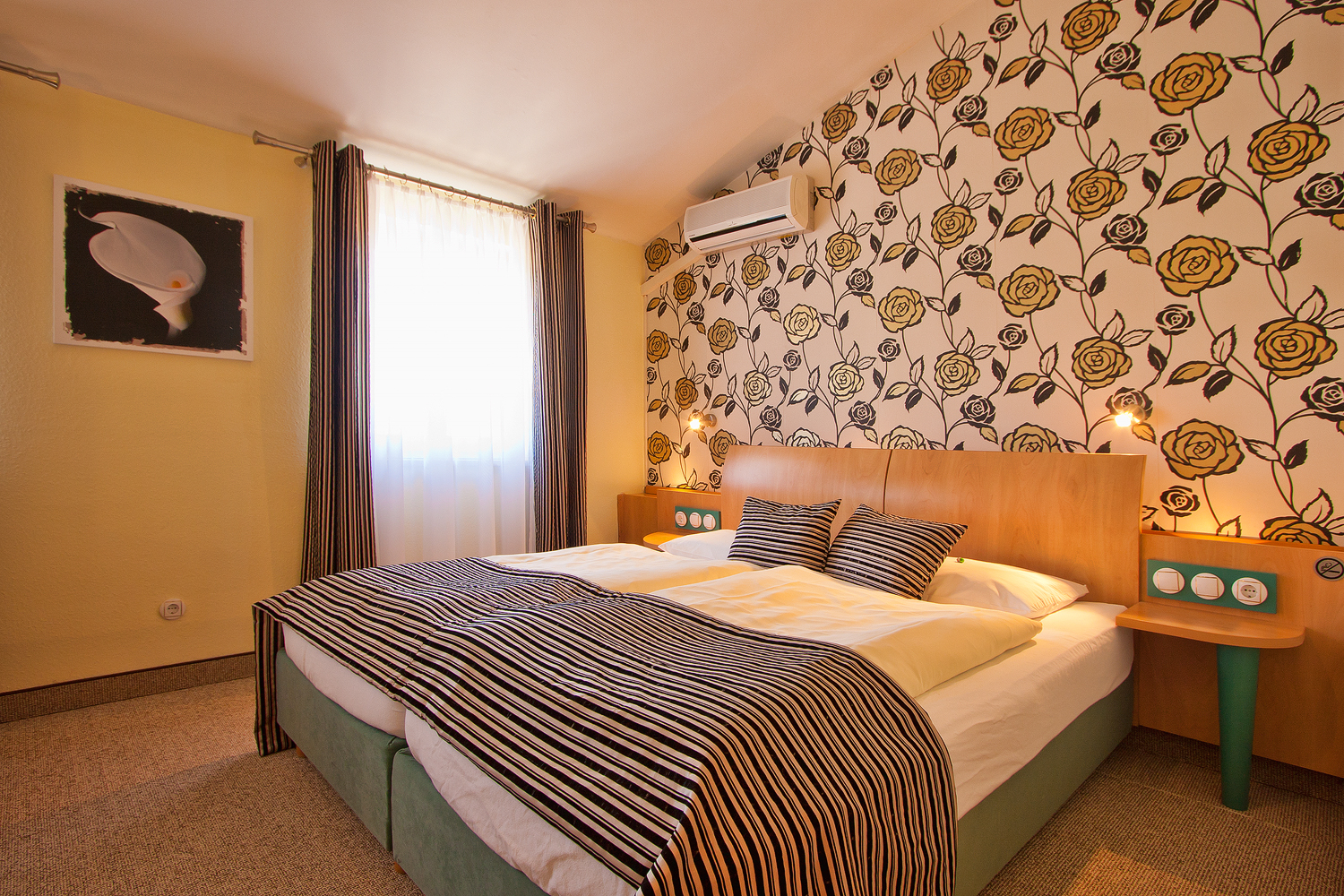 U.O Lunaeterna ( Hotel Scalett