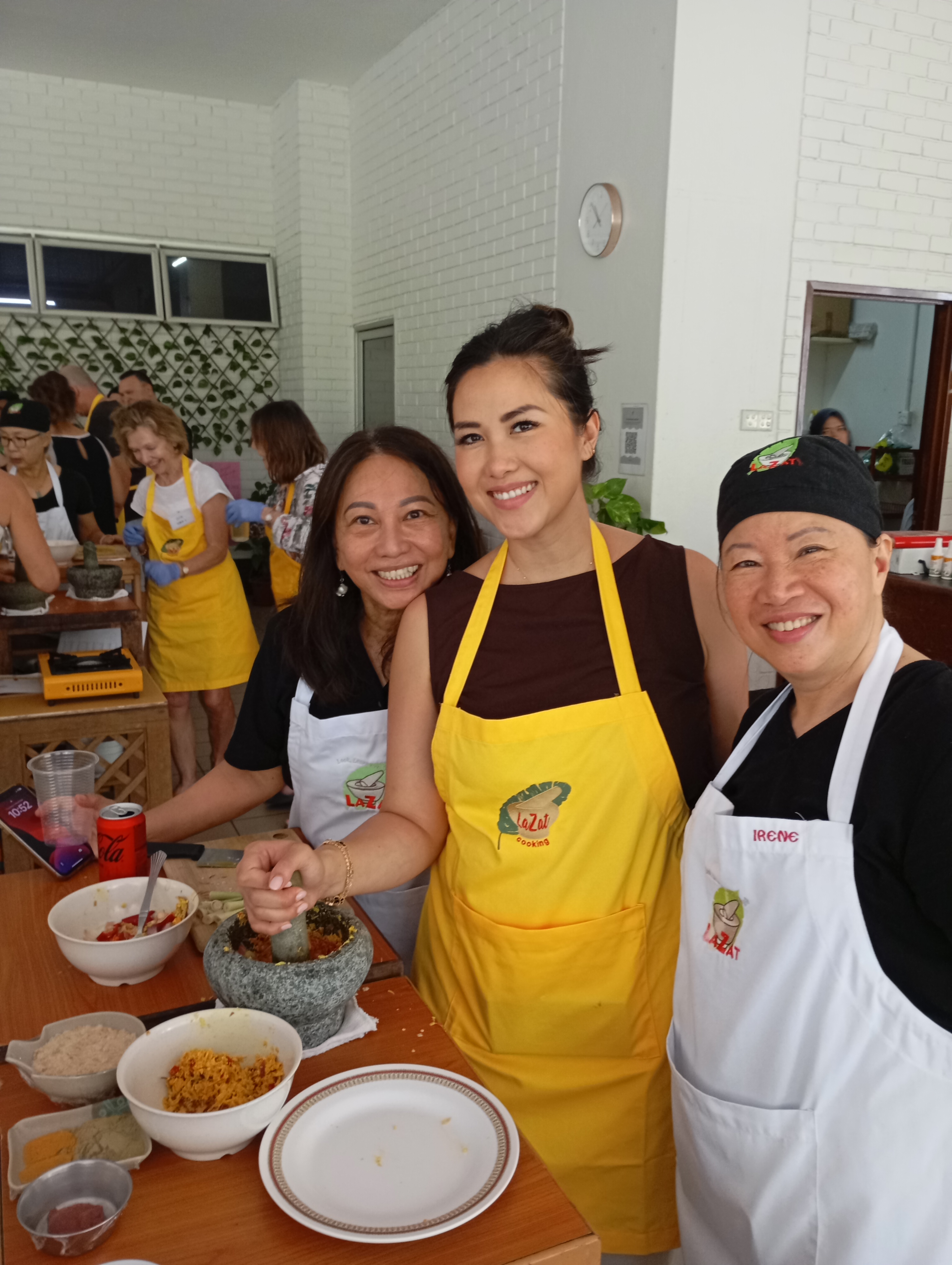 LaZat Cooking School