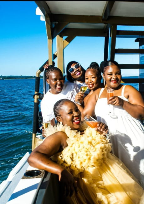 Ndlelenhle Tours