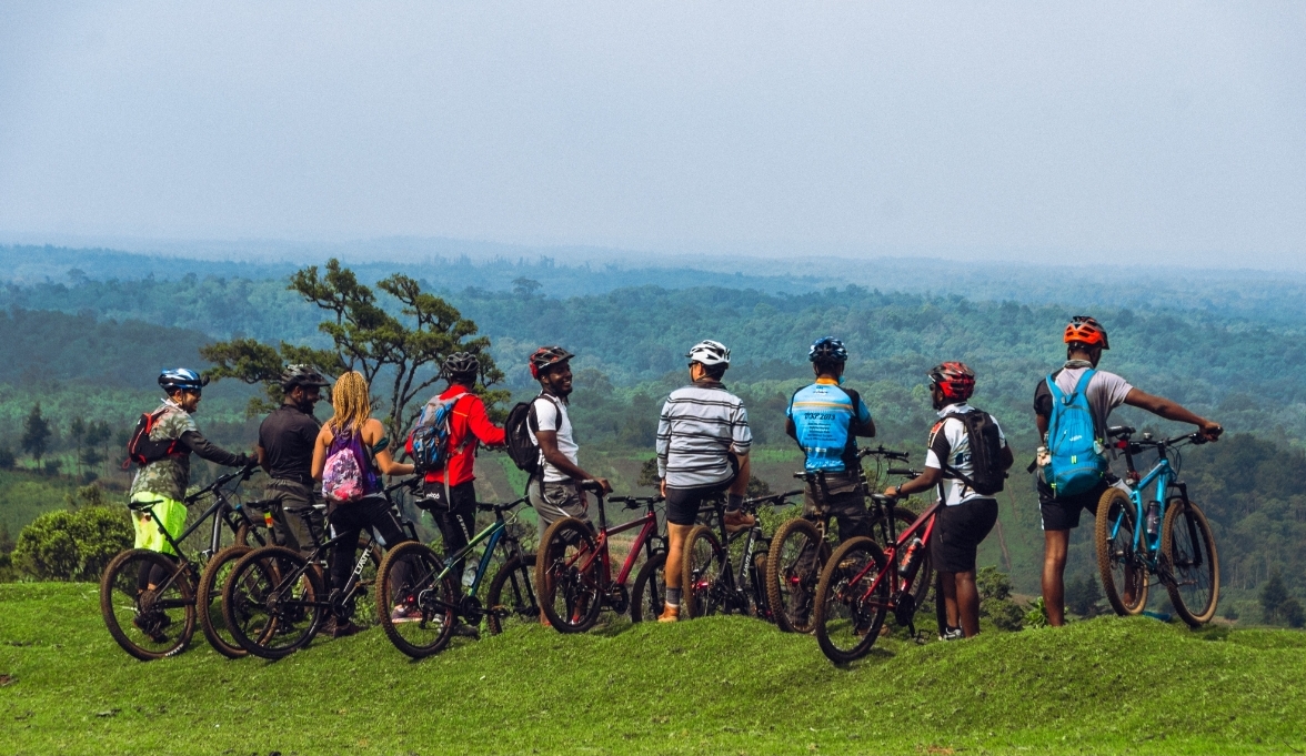 Avanza Adventures Travel