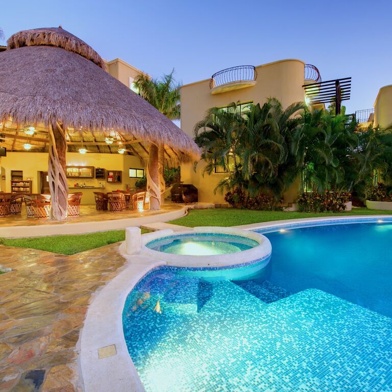 Las Palmas Villas & Casitas
