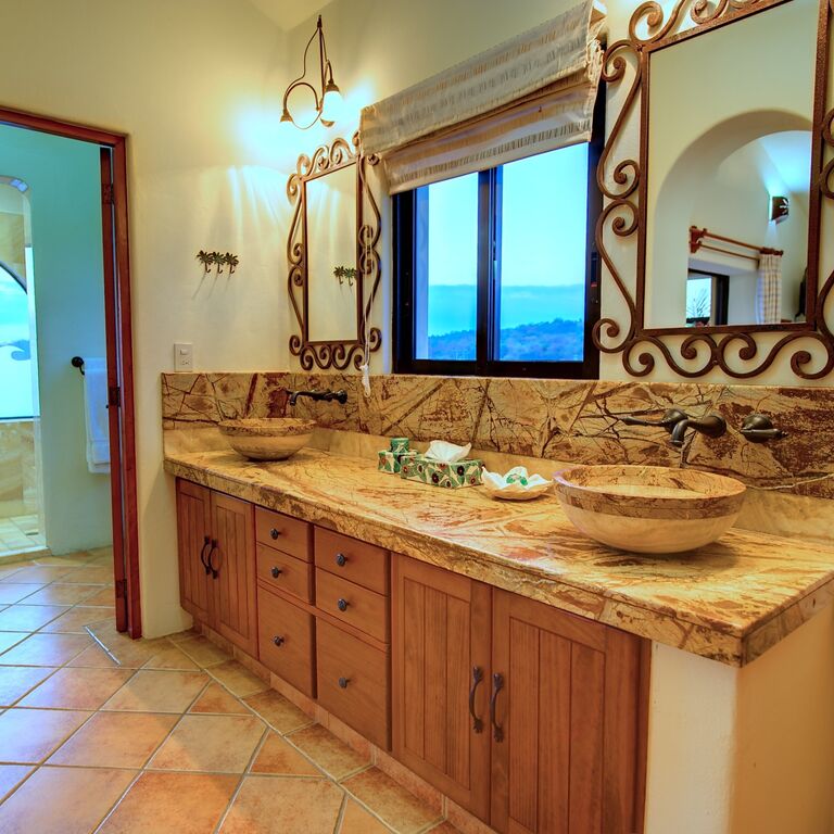 Las Palmas Villas & Casitas