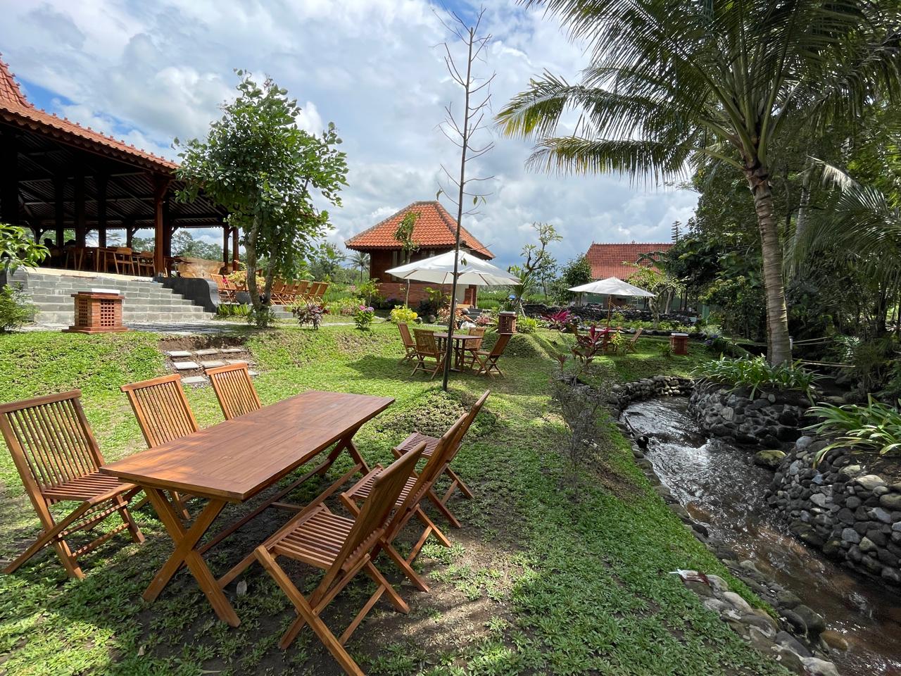 Sajian Kembang Turi