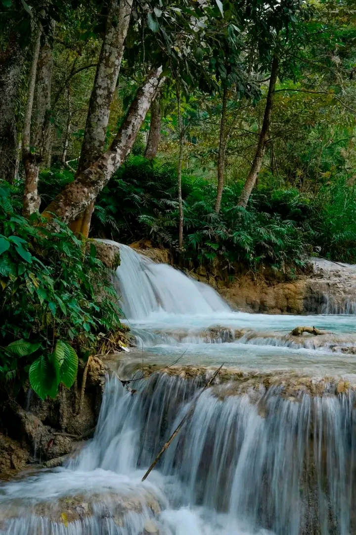 KUANGSI WATERFALL