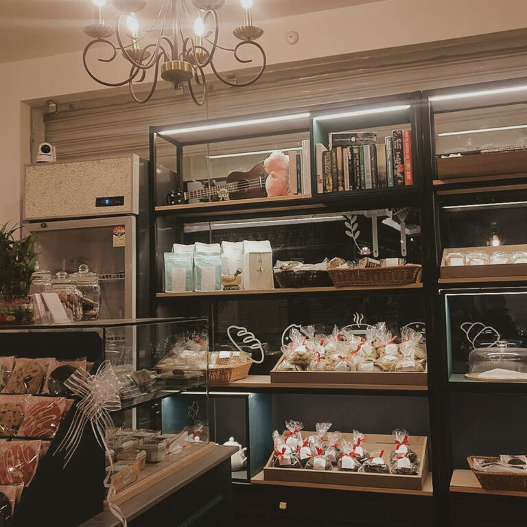 DejaVu Bakery and Brew