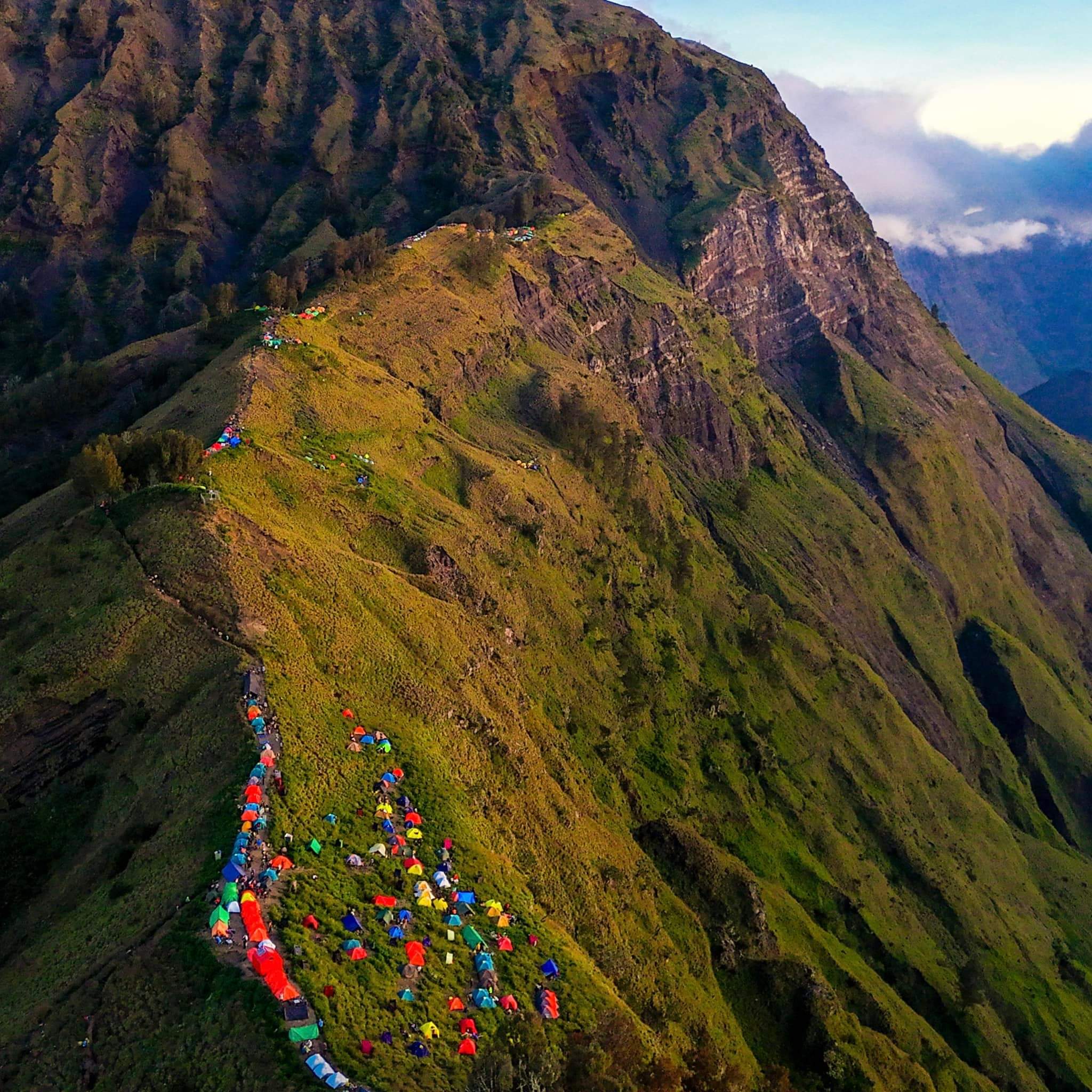 RINJANI FUN TREKKING
