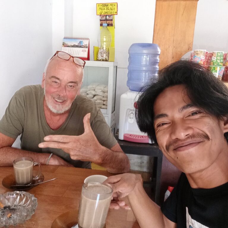 Sulawesi Tours Maleo
