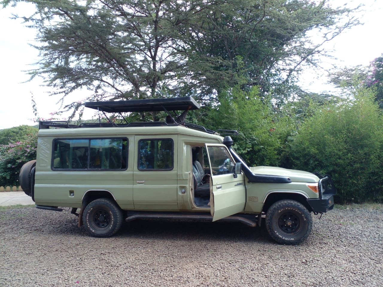 Direct Kenya Safaris