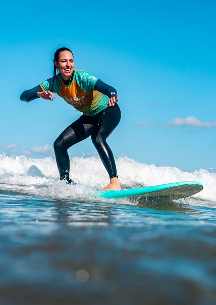 Red Star Surf & Yoga Camp
