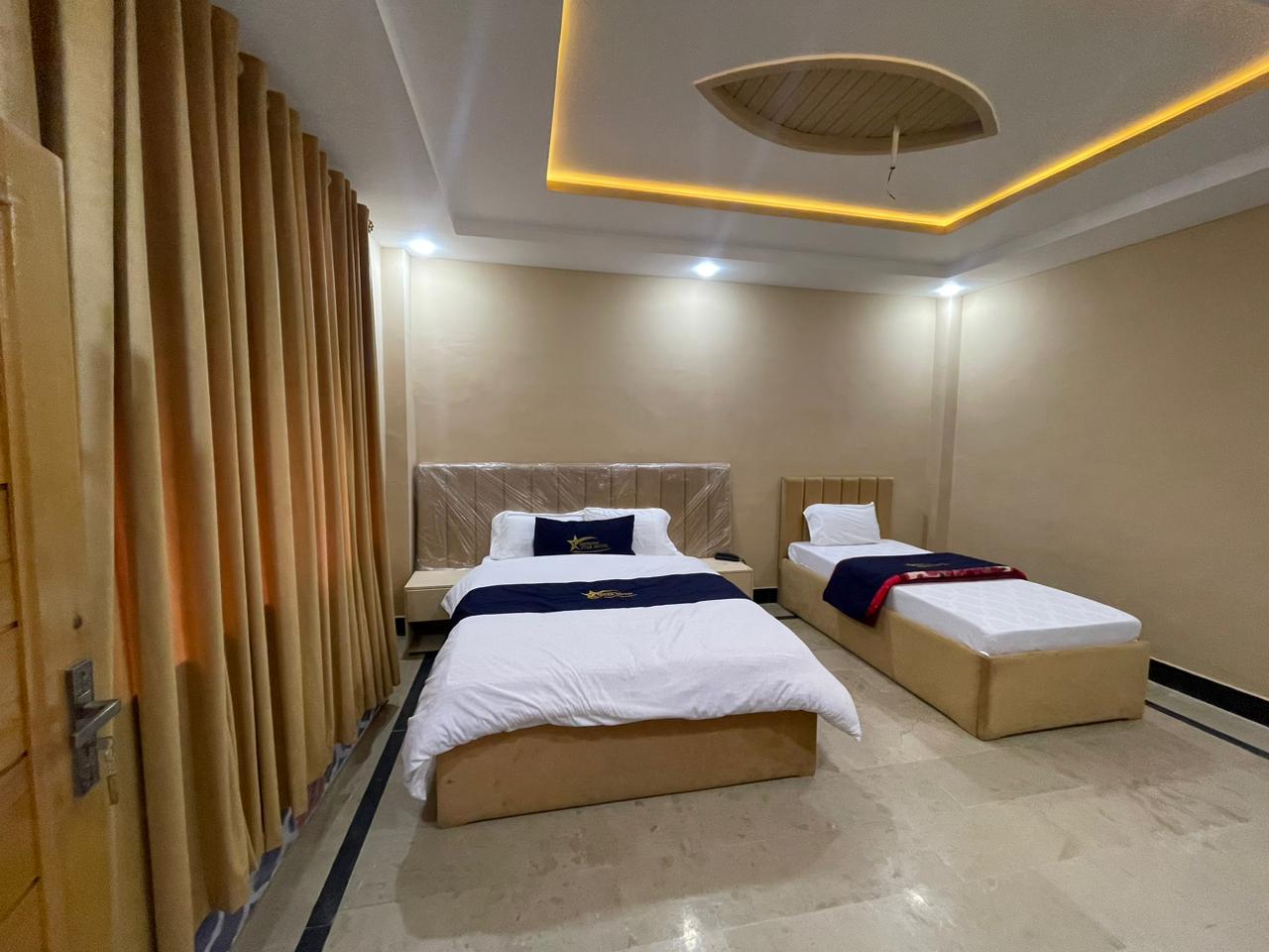 Shining Star Hotel