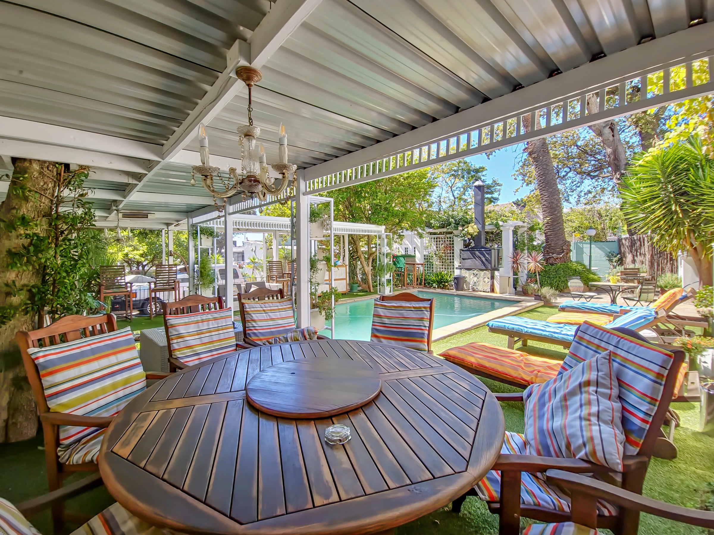 Mountain Manor Guest House