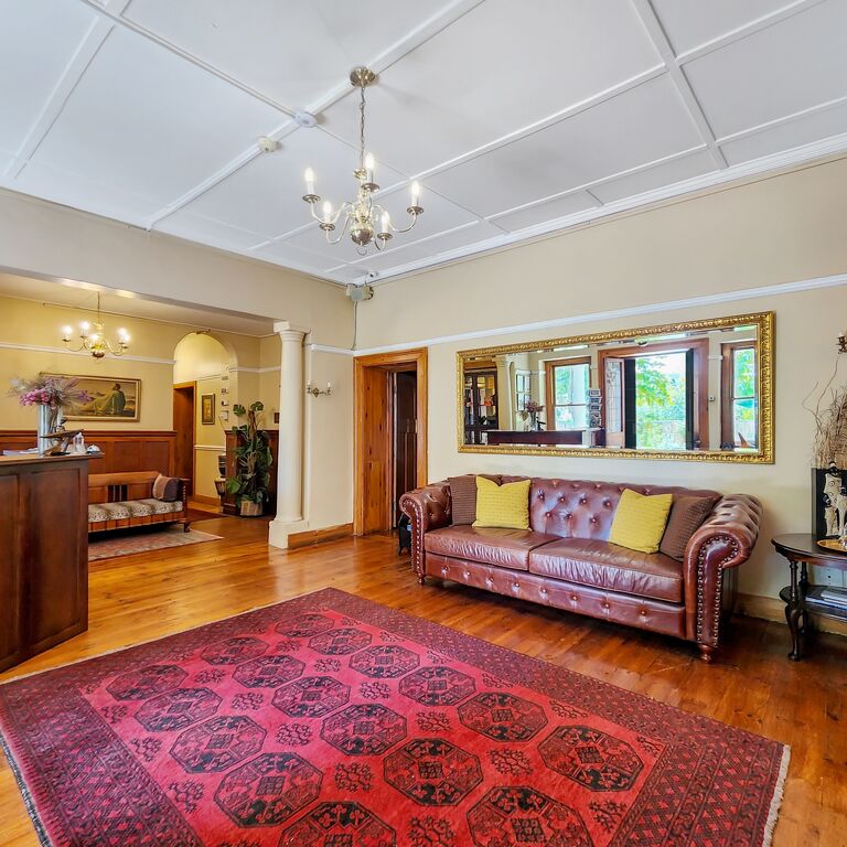 Mountain Manor Guest House