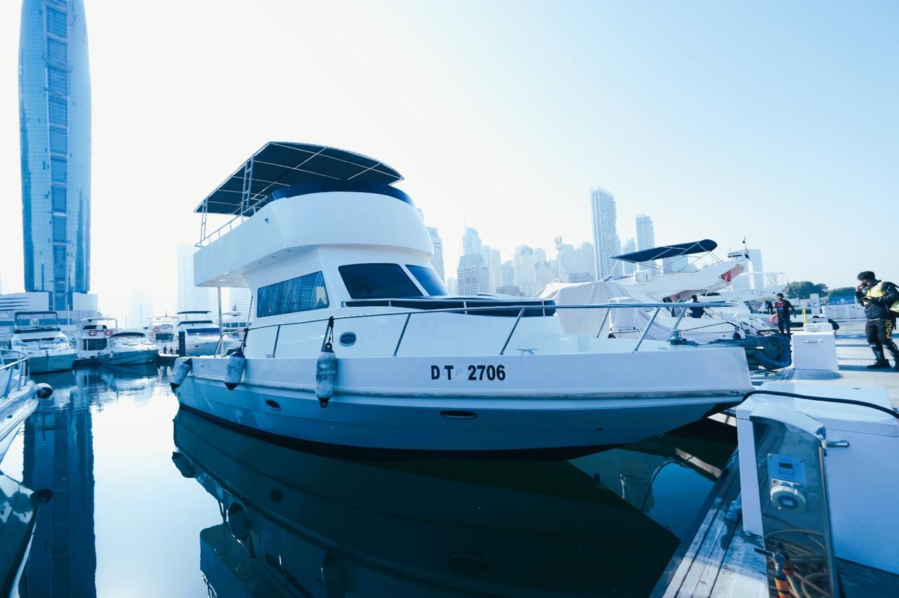 RIVIERA LEISURE YACHTS AND BOATS RENTAL LLC