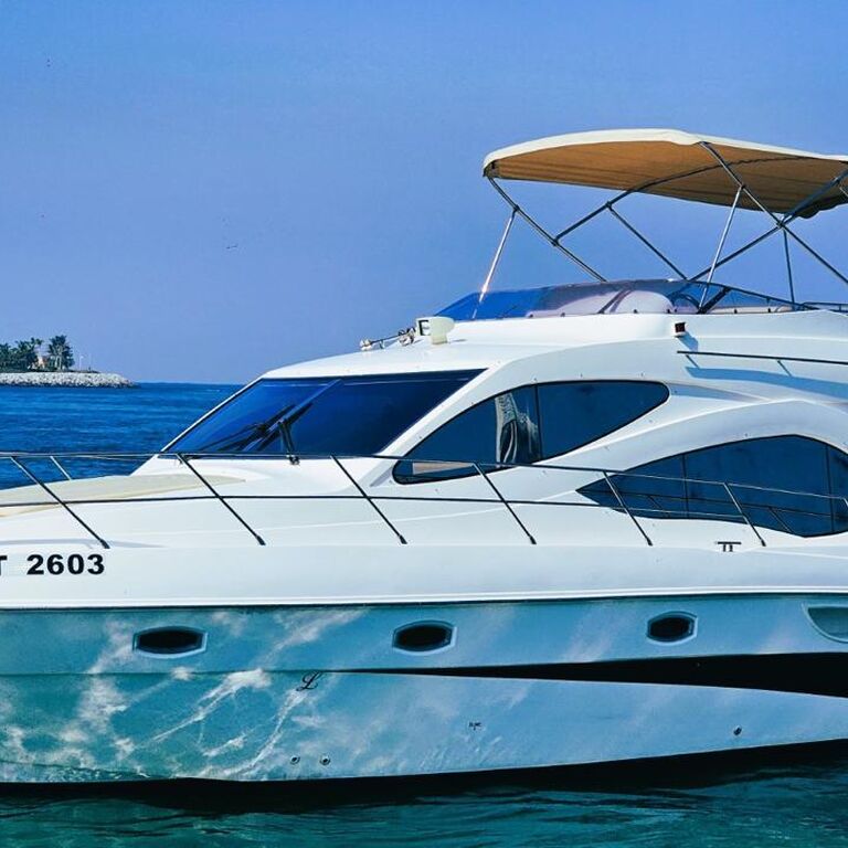 RIVIERA LEISURE YACHTS AND BOATS RENTAL LLC