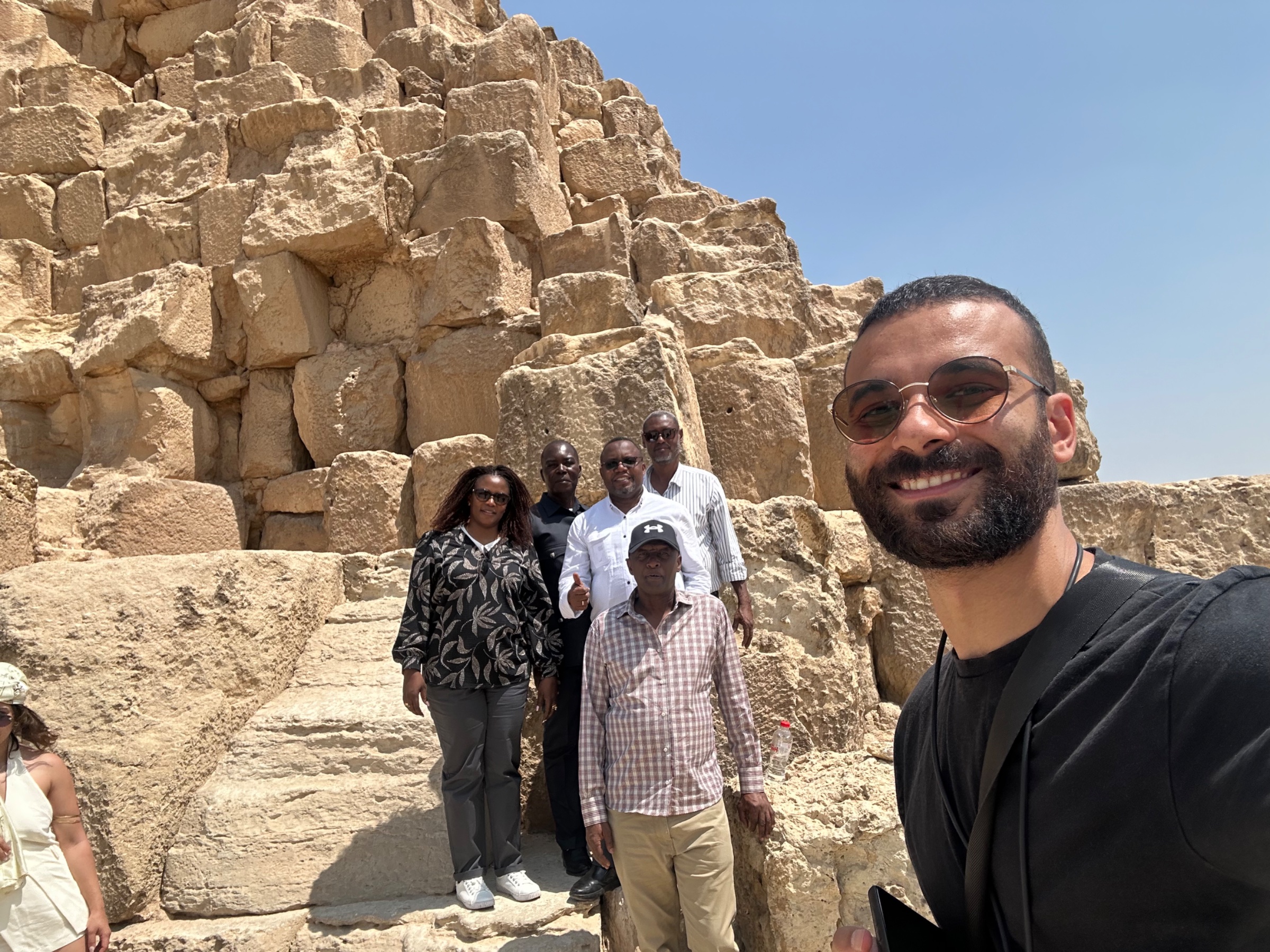 Pyravista Tours
