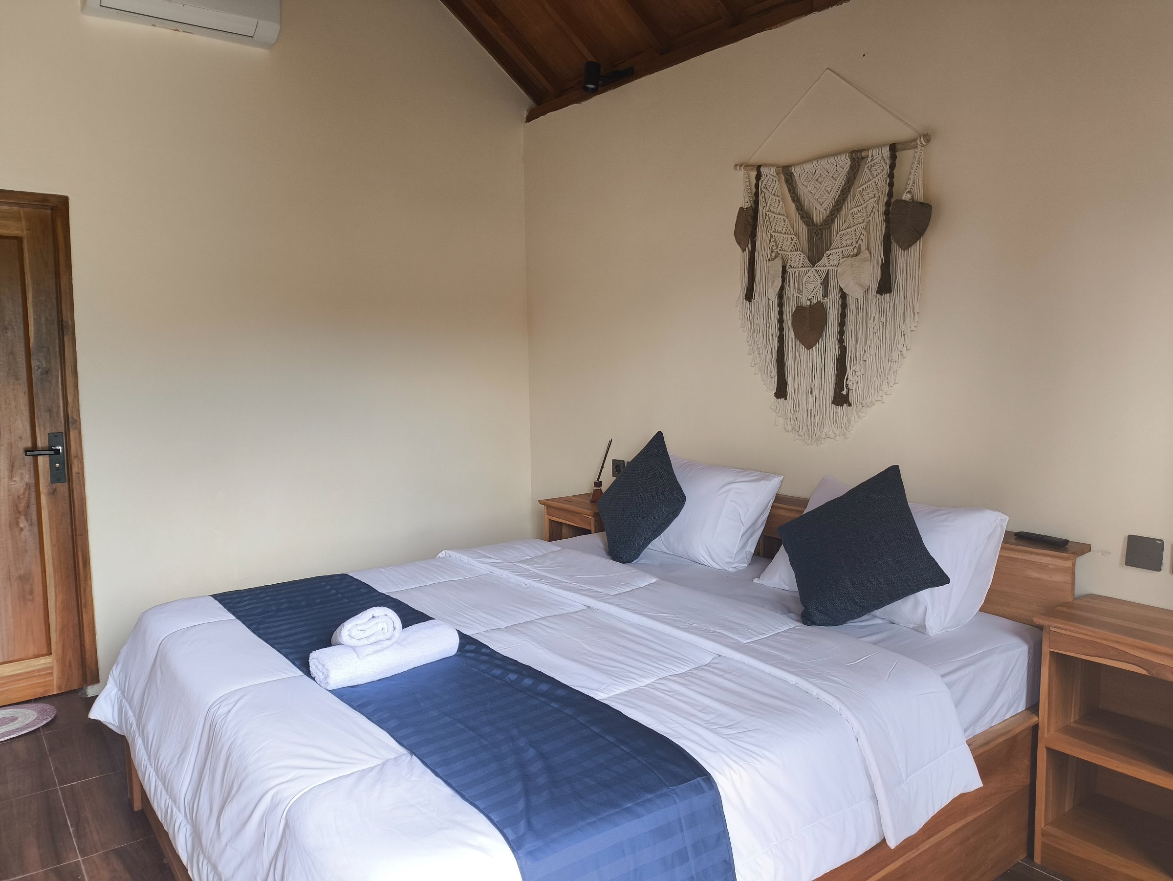 Arsya Bungalows