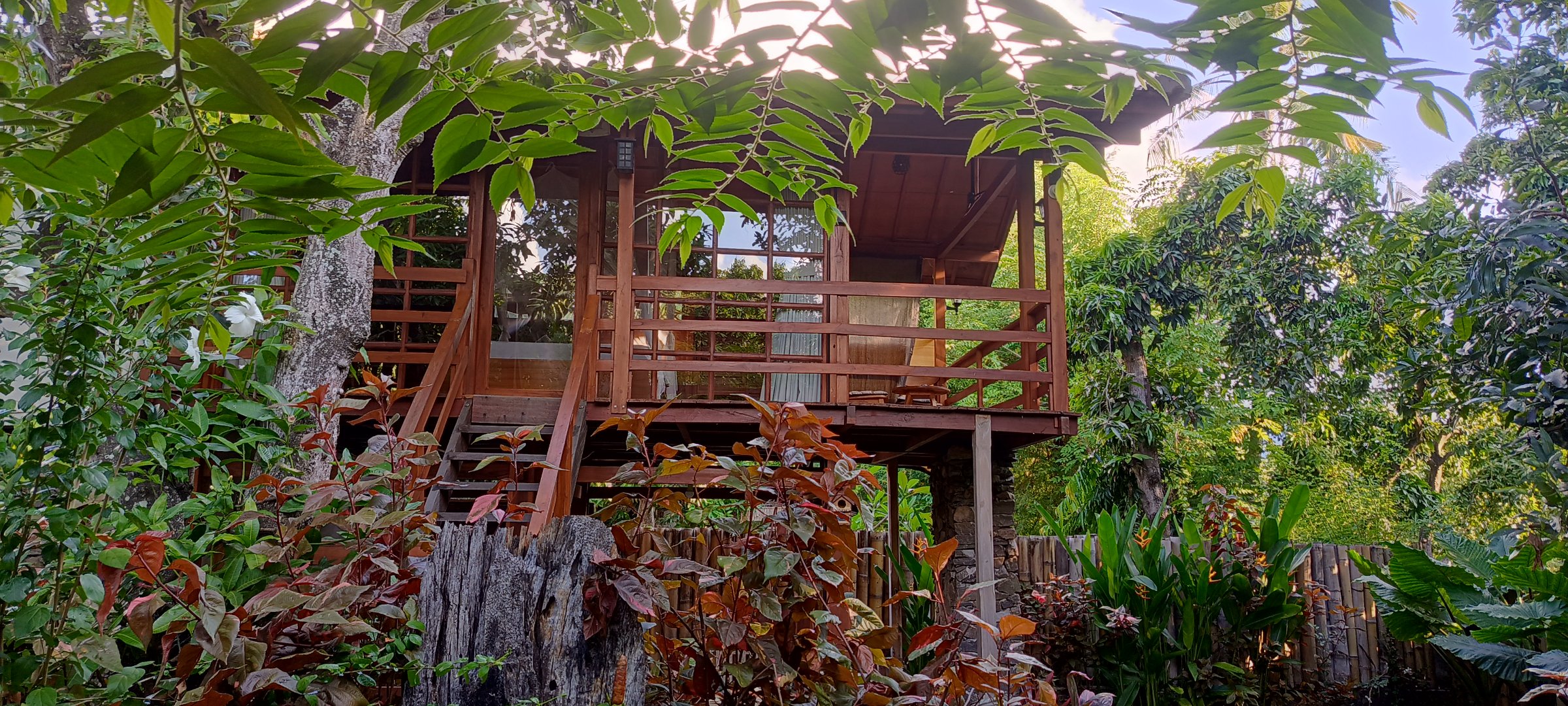 Vanaya Lodge