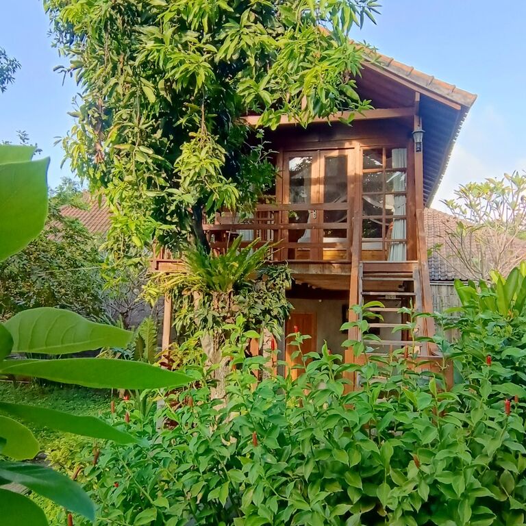 Vanaya Lodge