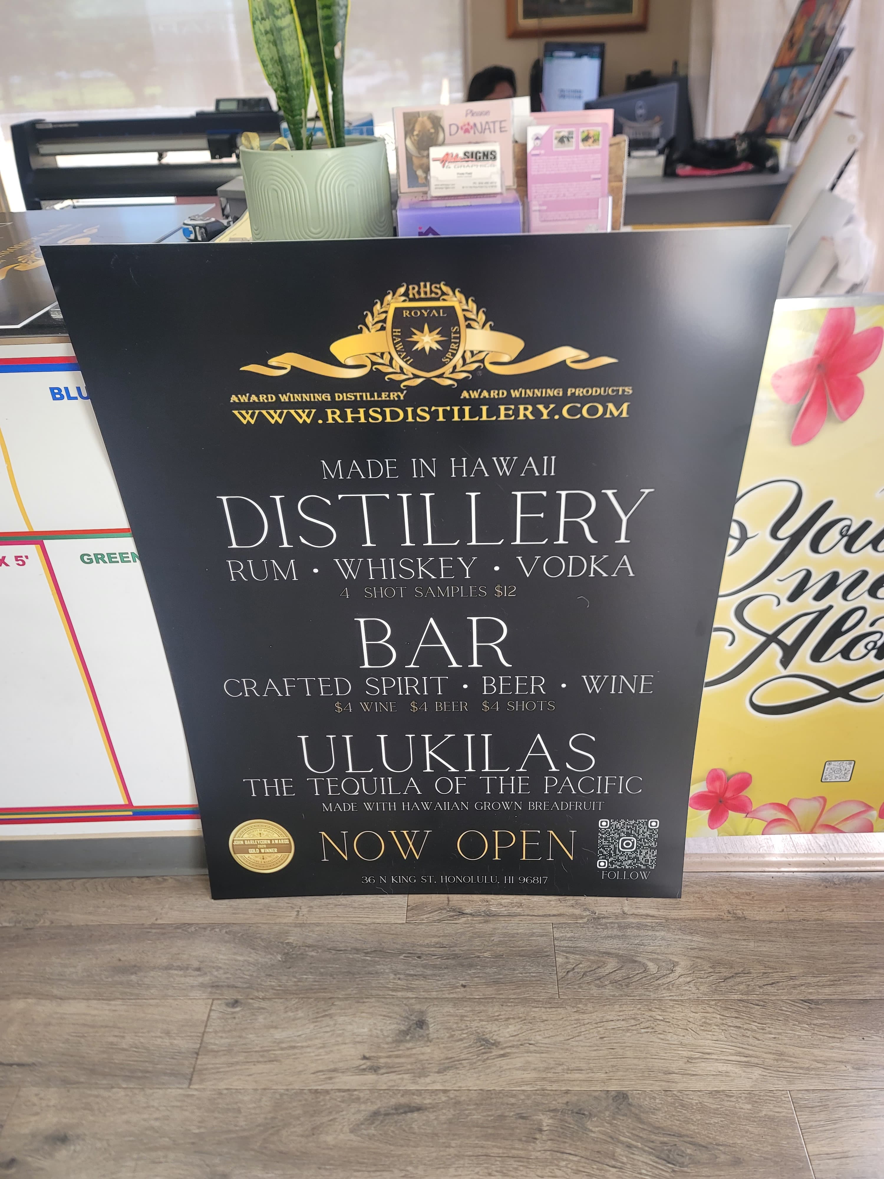 RHS ROYAL HAWAII SPIRITS HNL