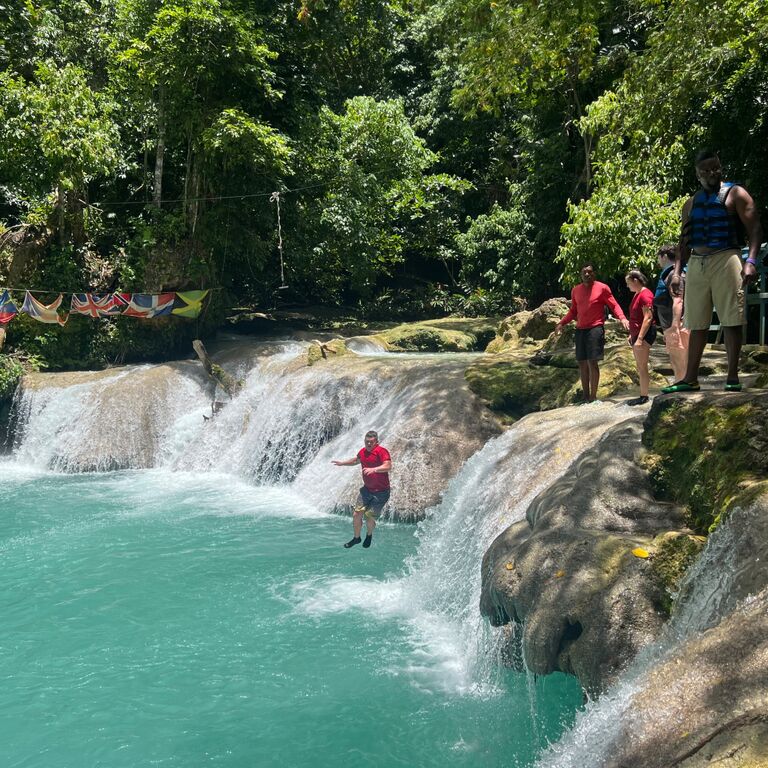 Roots Rock Jamaica Tours