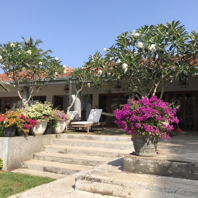 TROPICAL HOUSEJungleside Villa