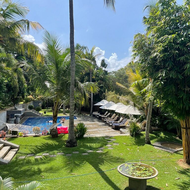 TROPICAL HOUSEJungleside Villa