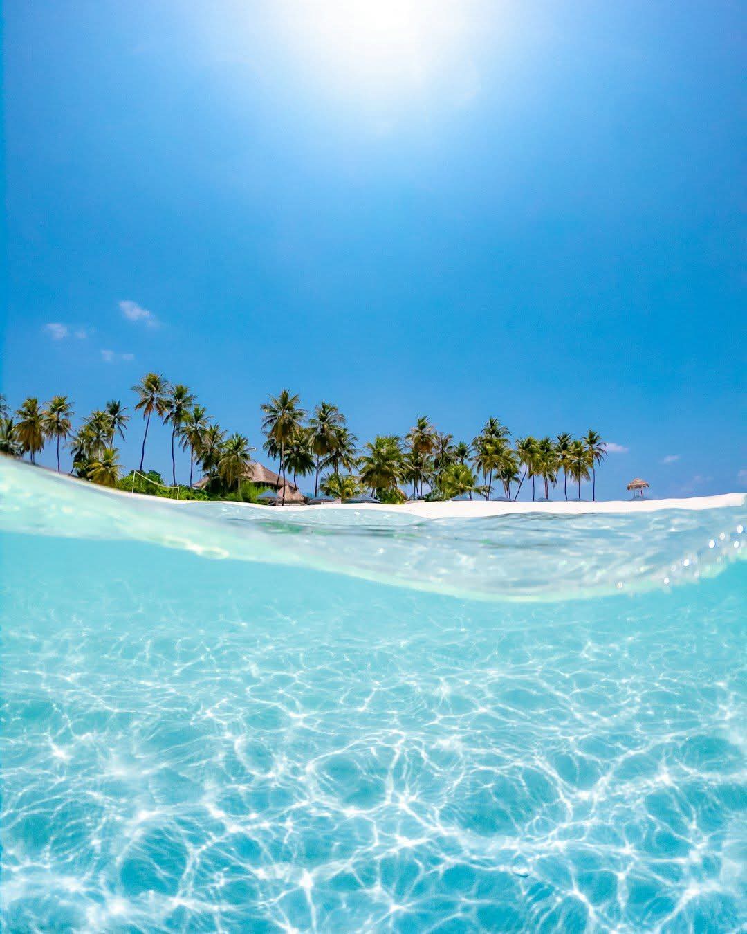 Labuan Cermin Resort
