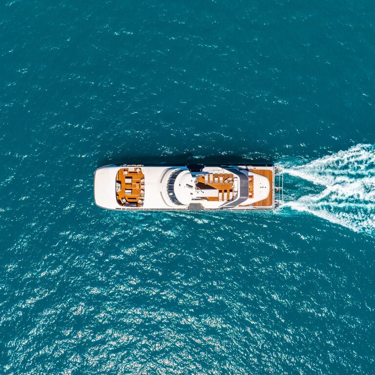 ZigZag Whitsundays Day Tour