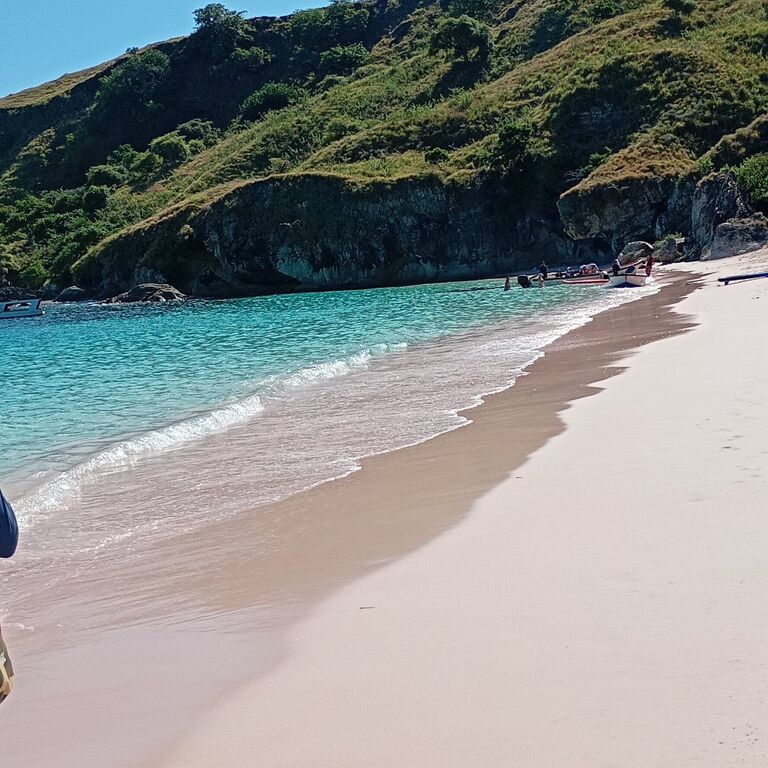 Komodo Travel
