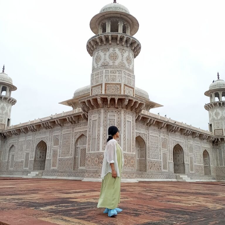TRAVELITE TAJ TOURS