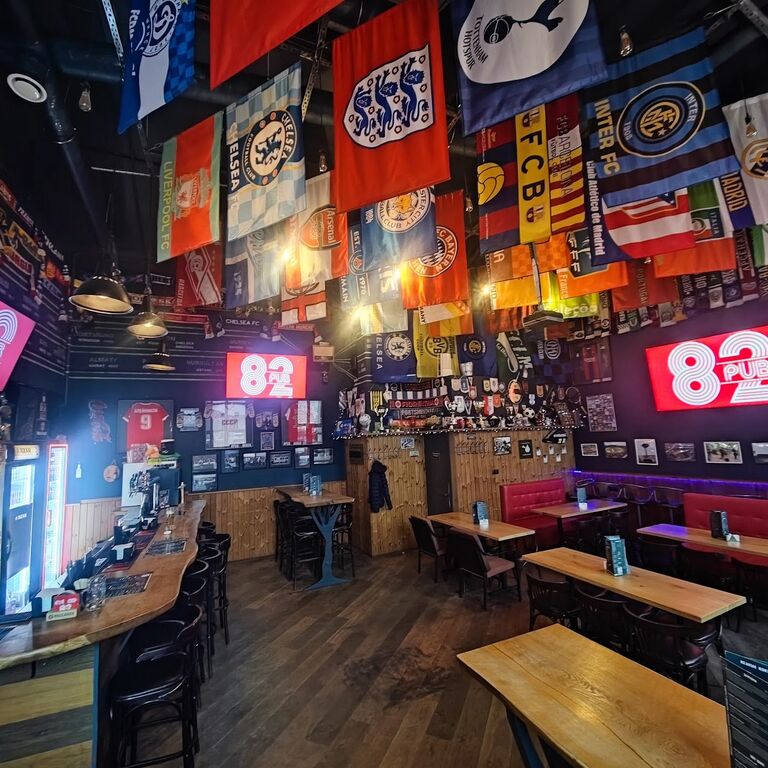 Pub82
