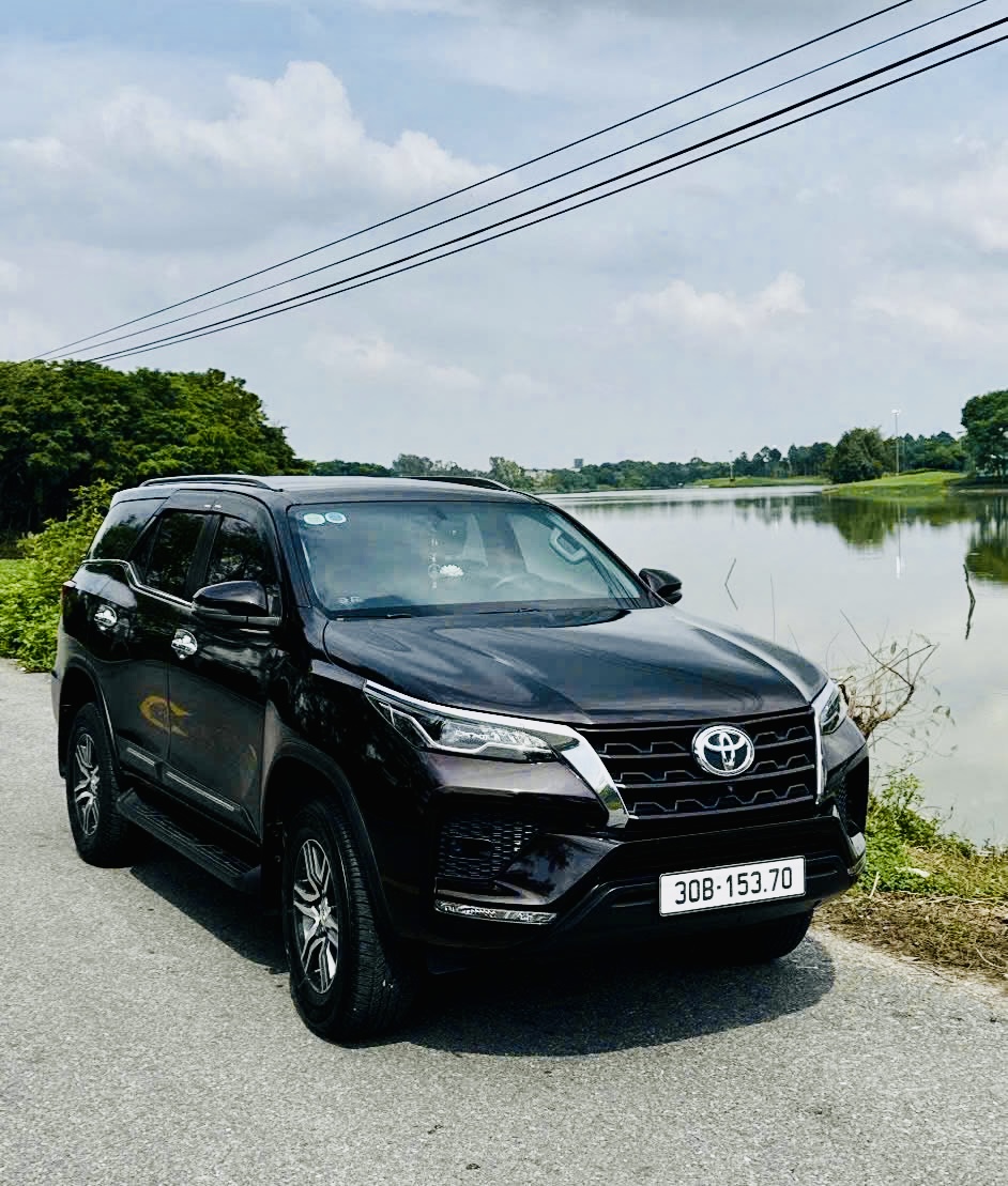 Hoang Car Service & Tourism