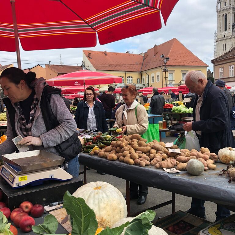 Jump Into Zagreb walking tour