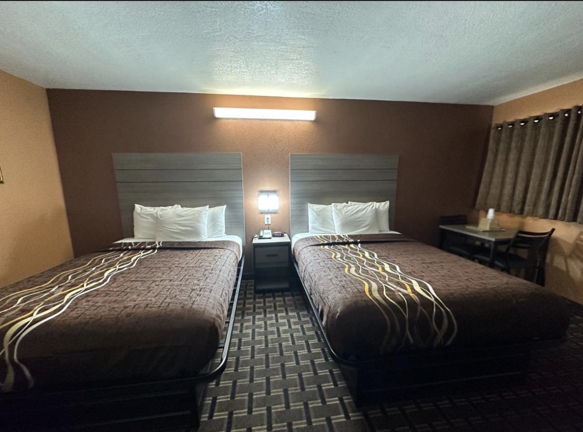 New Corral Motel
