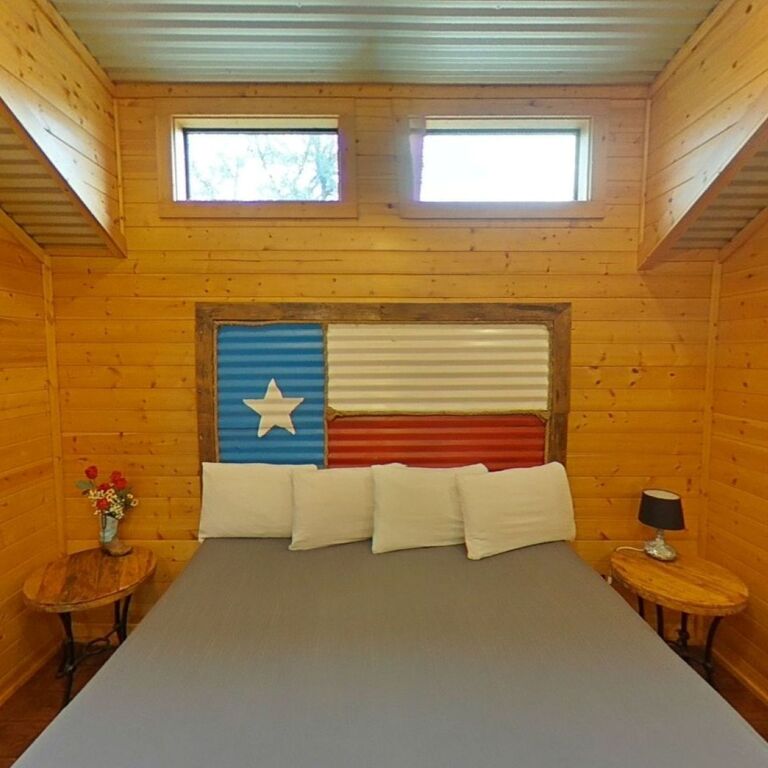 Al's Hideaway