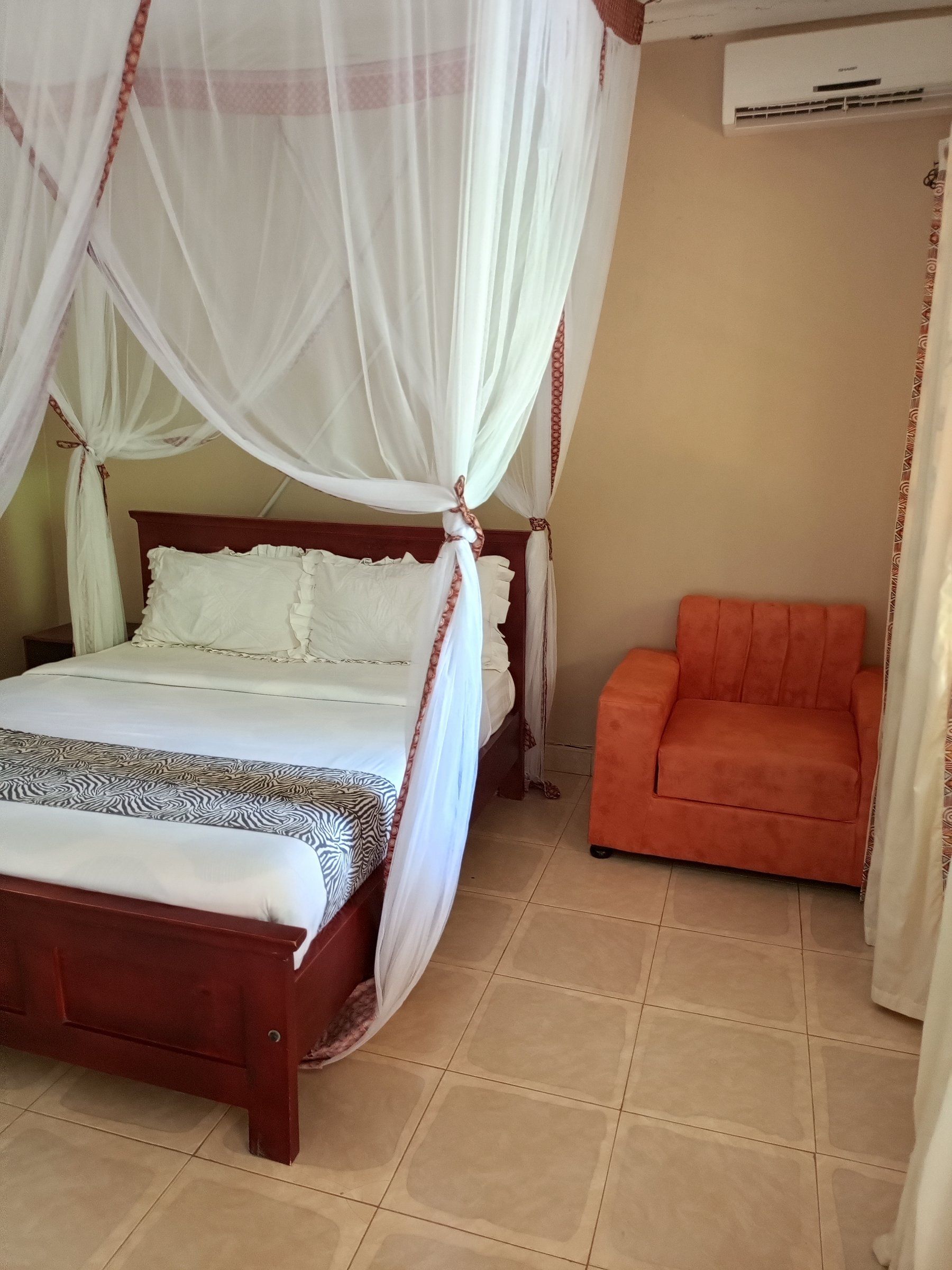 Lavic Country Resort