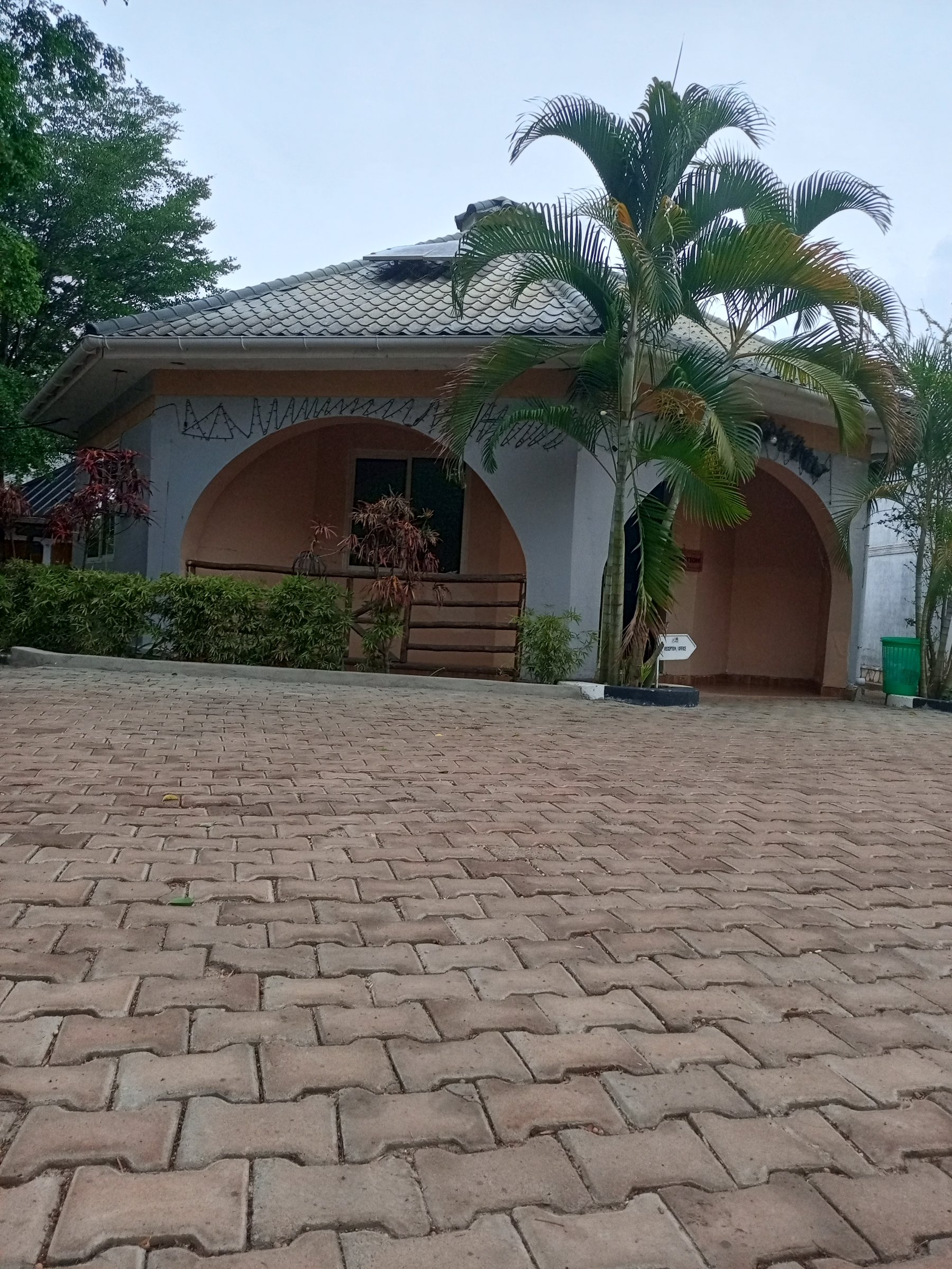 Lavic Country Resort