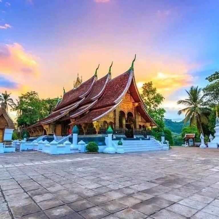 PMC TRAVEL LAOS
