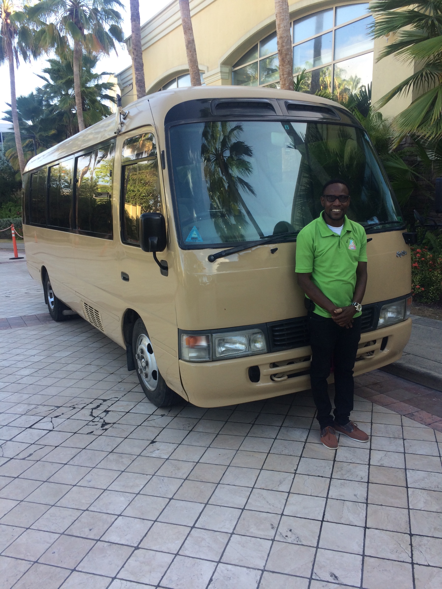 Alvin Taxi & Tour