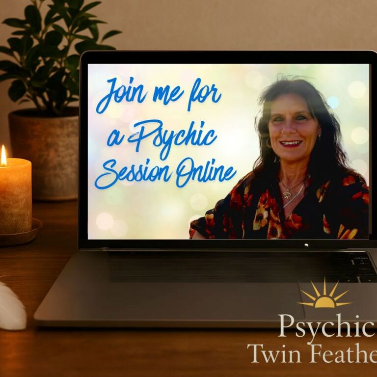 Psychic Twin Featherz