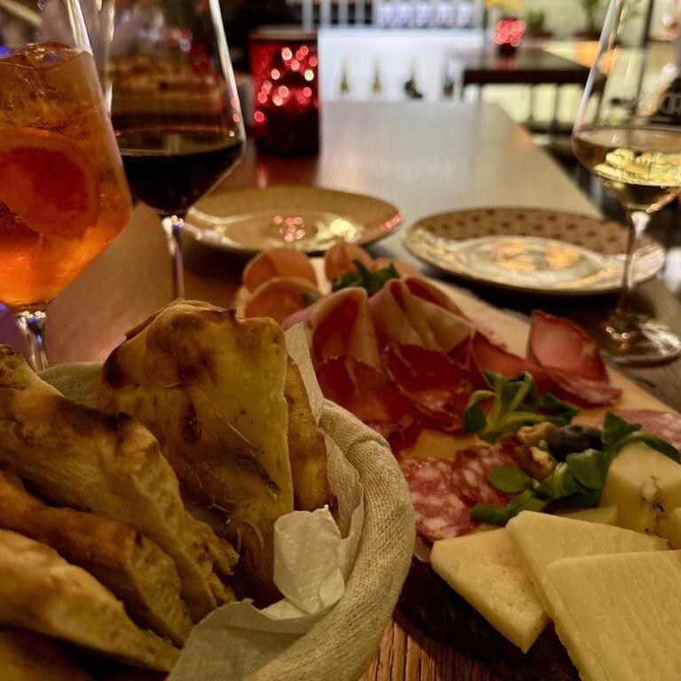 Gustami - Casual Bistrot