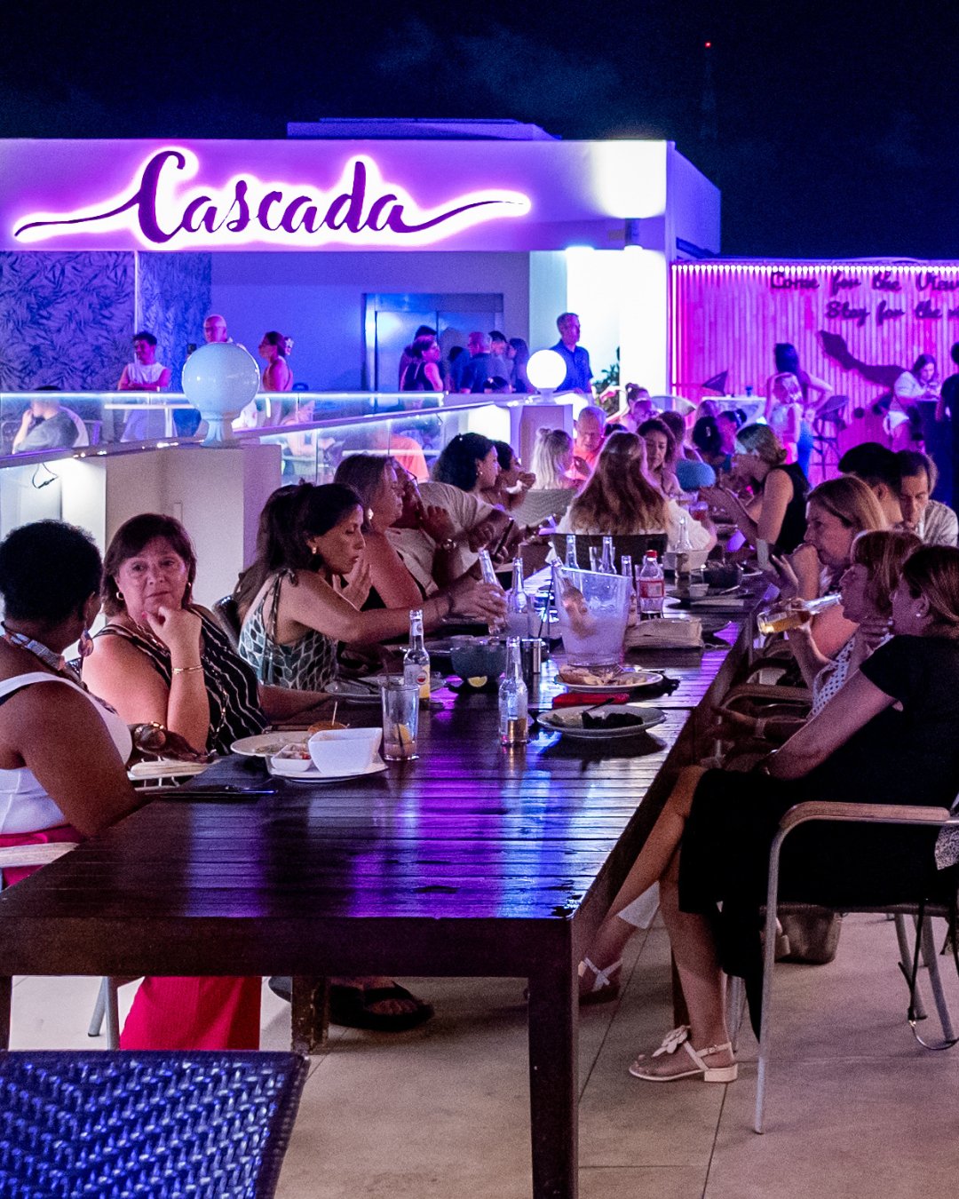 Cascada Rooftop Bar + Kitchen