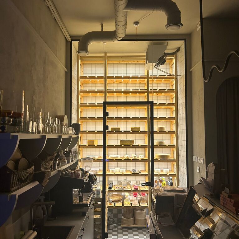 Cheese cafe&shop BRANDEN