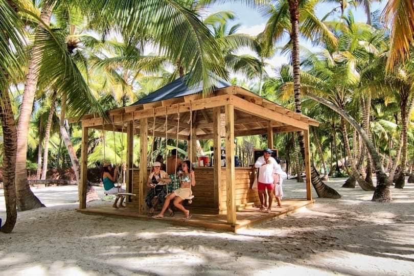 THE BOSS CARIBBEAN TRAVEL