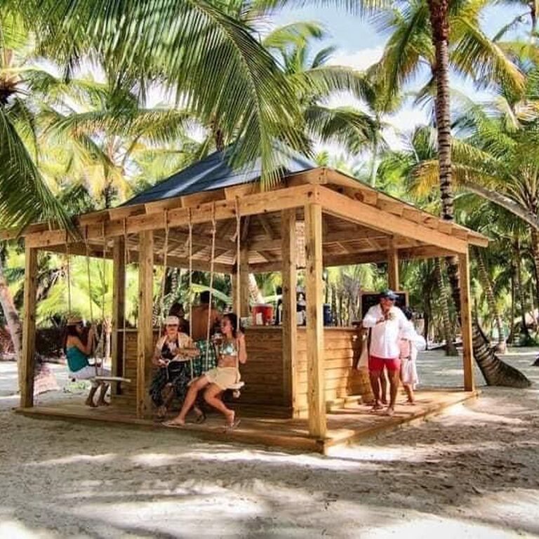 THE BOSS CARIBBEAN TRAVEL