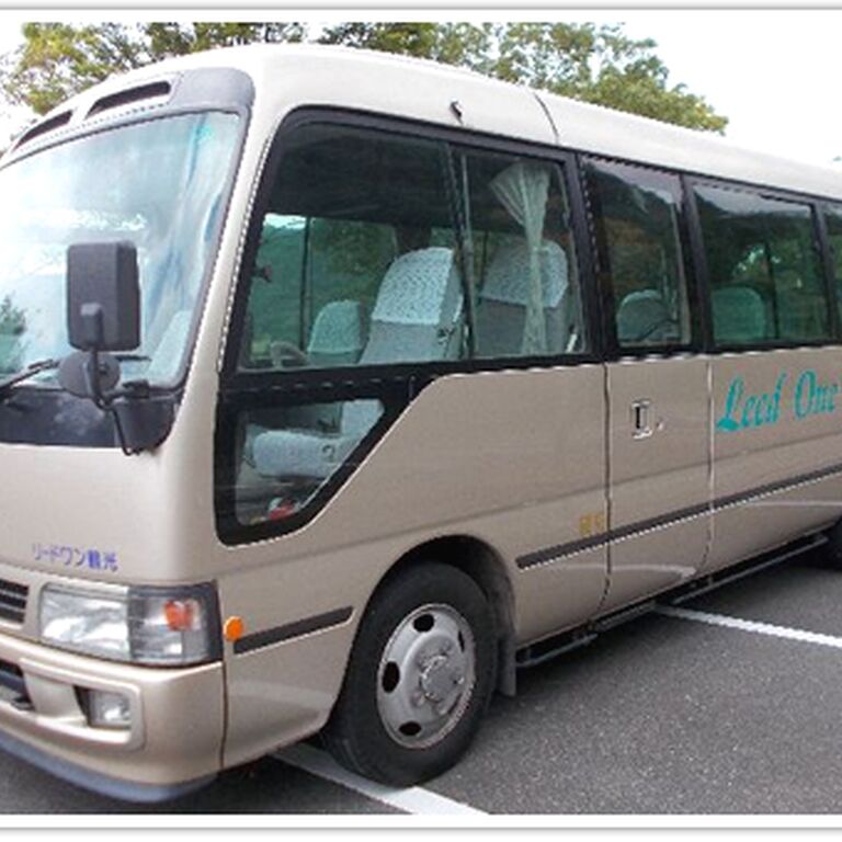 Charter Bus LEED ONE In Fukuoka, Japan