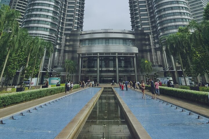 Skyline Holidays Travel & Tour